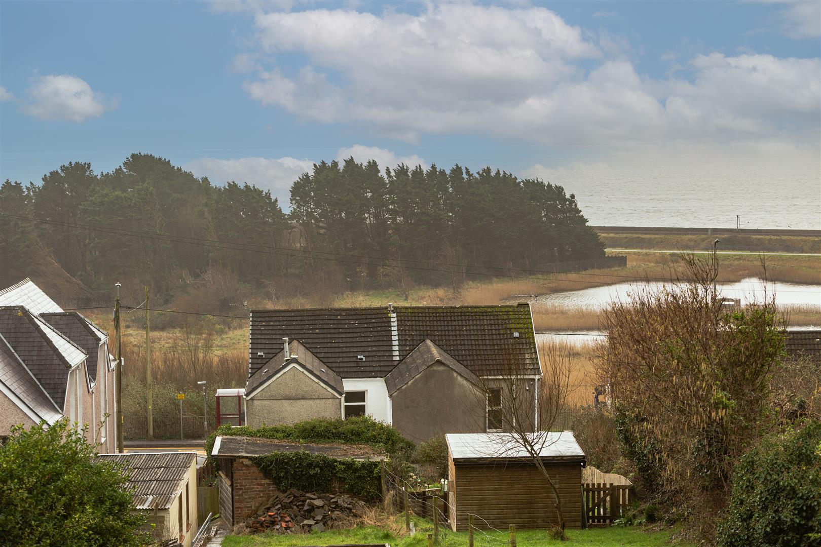 Pwll Road, Llanelli, SA15 4BG